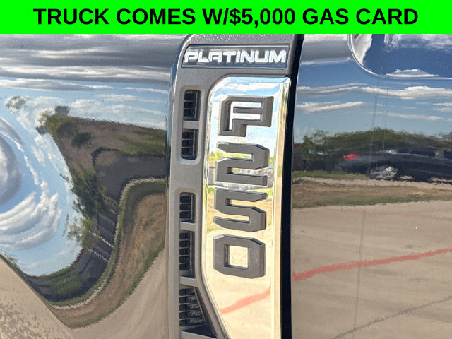 Used 2024 Ford F250 Platinum AWD/4WD image 11