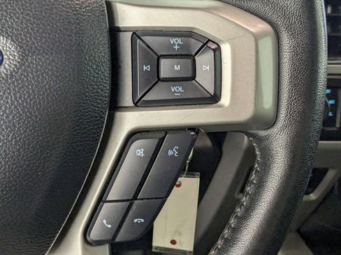 Used 2020 Ford F250 Lariat w/ Lariat Value Package AWD/4WD image 17