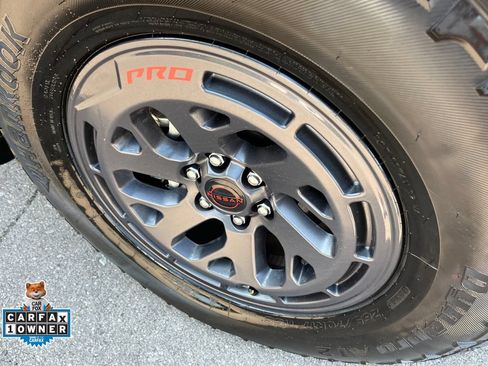 Certified 2025 Nissan Frontier PRO-4X w/ Pro Premium Package AWD/4WD image 40