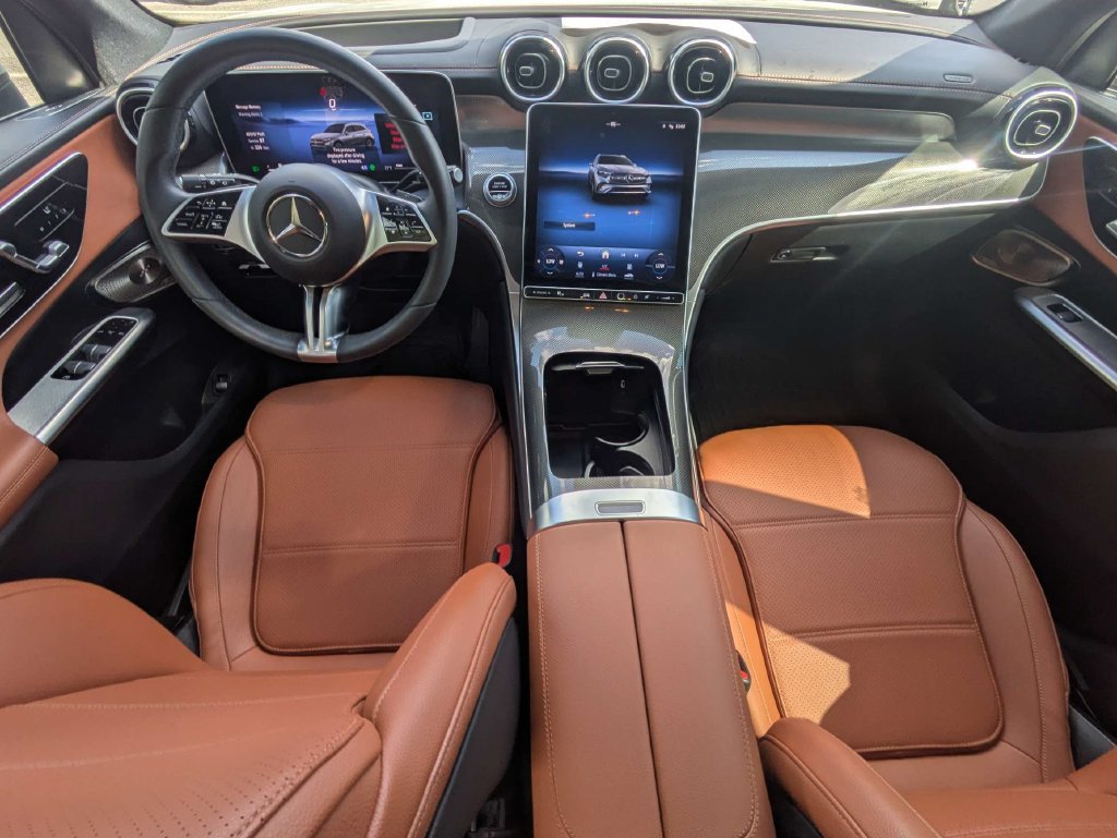Used 2024 Mercedes-Benz GLC 300 4MATIC image 20