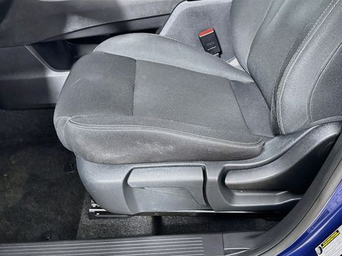 Used 2023 Nissan Rogue S AWD/4WD image 20