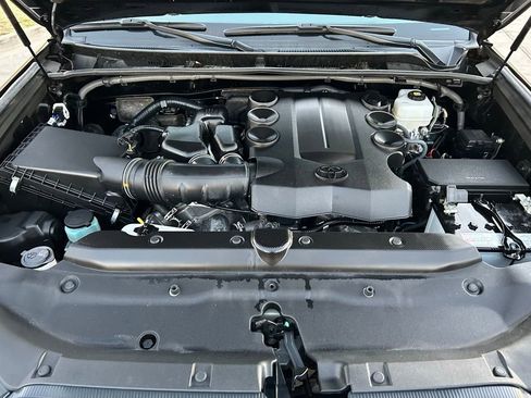 Used 2024 Toyota 4Runner TRD Off-Road Premium image 34