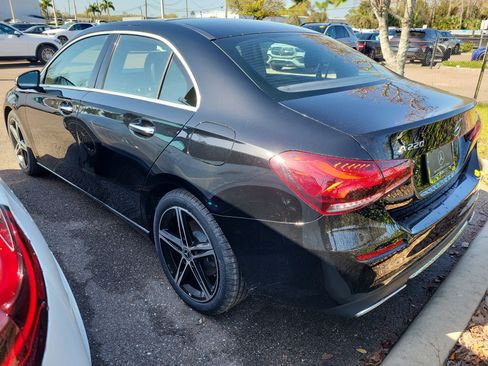 Certified 2022 Mercedes-Benz A 220 image 4