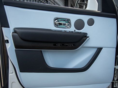 New 2026 Rolls-Royce Cullinan image 21