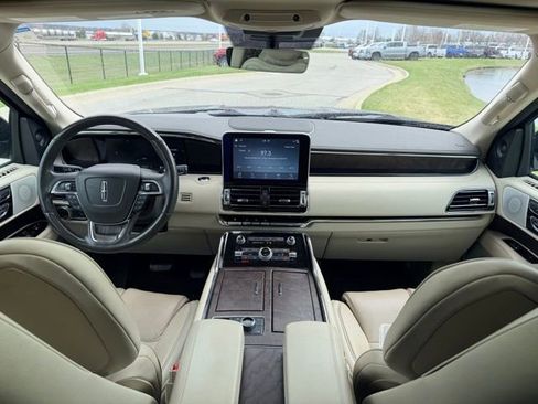 Used 2019 Lincoln Navigator Reserve w/ Cargo Package image 6