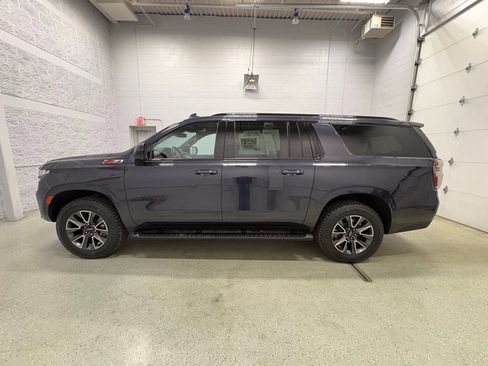 Used 2023 Chevrolet Suburban Z71 image 7
