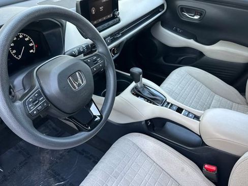 Certified 2023 Honda HR-V LX image 10