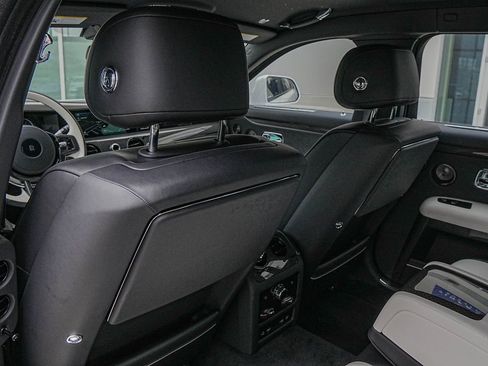 New 2025 Rolls-Royce Ghost Black Badge AWD/4WD image 40