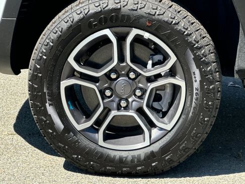 New 2023 Jeep Grand Cherokee Trailhawk image 25