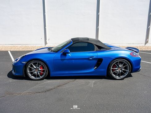Used 2016 Porsche Boxster Spyder RWD image 6