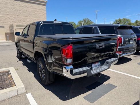 Used 2020 Toyota Tacoma SR5 RWD image 4
