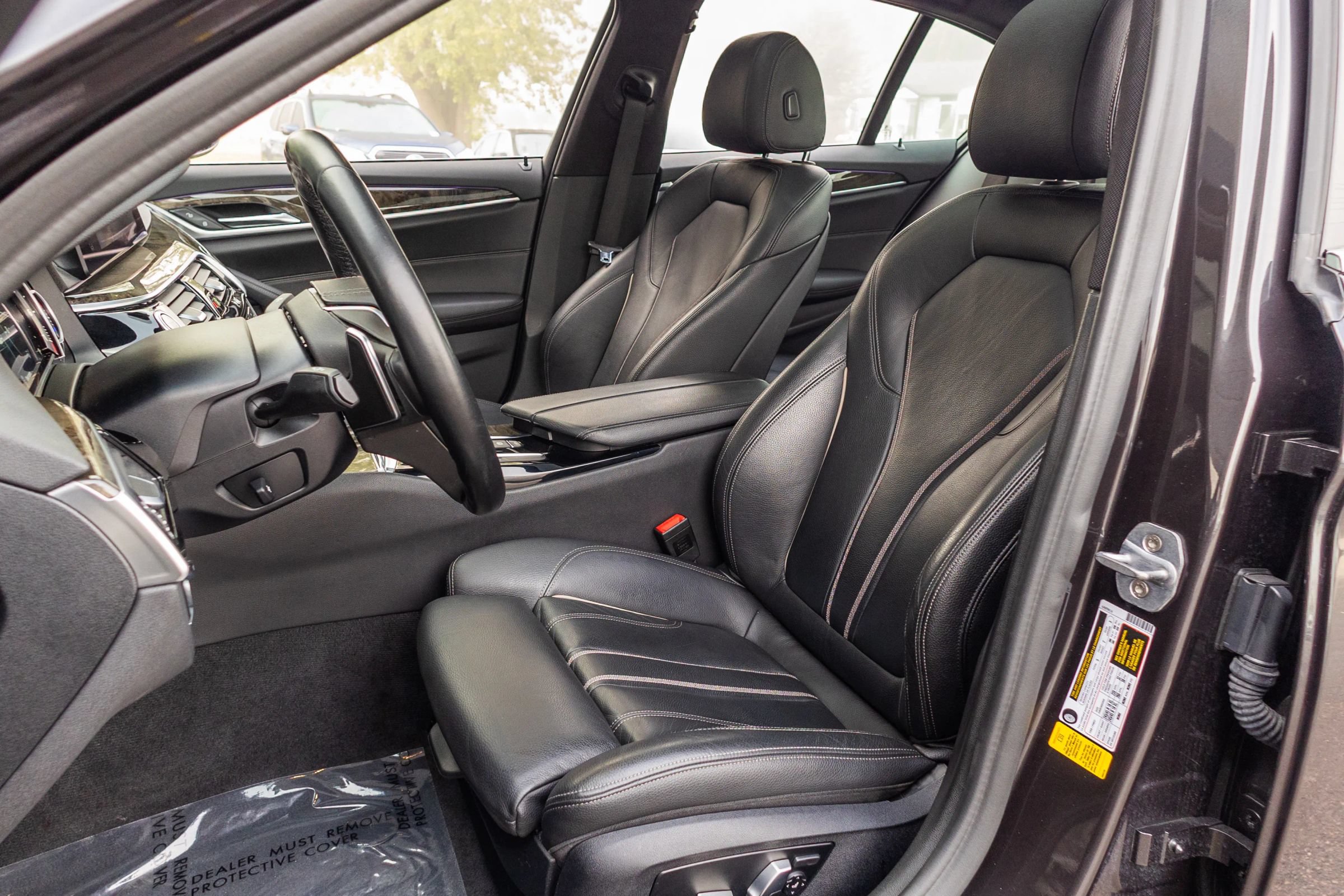 Used 2019 BMW 540i w/ Premium Package RWD image 14