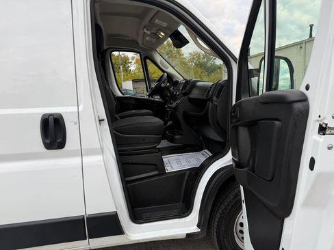 Used 2024 RAM ProMaster 2500 FWD image 33