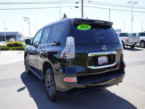 Used 2022 Lexus GX 460 Premium w/ Premium Package AWD/4WD image 8