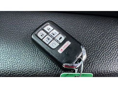 Used 2024 Honda Odyssey EX-L image 11