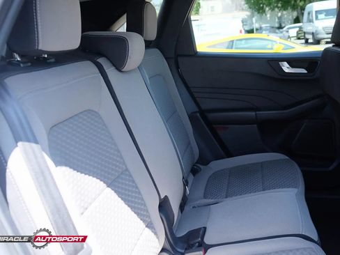 Used 2021 Ford Escape SE AWD/4WD image 40