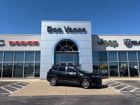 Used 2022 Jeep Cherokee Latitude Lux image 1