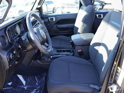 Used 2025 Jeep Wrangler Unlimited Rubicon 4xe w/ Safety Group image 17