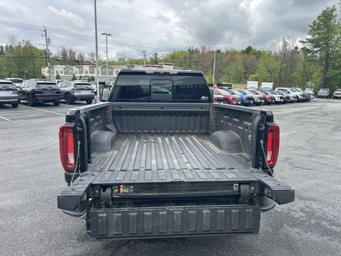 Certified 2022 GMC Sierra 2500 SLT w/ SLT Convenience Package AWD/4WD image 17