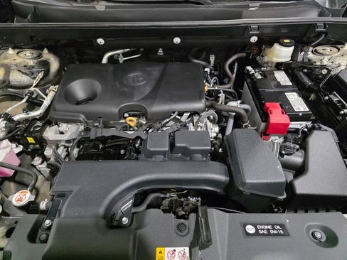 Used 2024 Toyota RAV4 LE AWD/4WD image 26