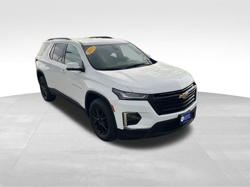 Used 2023 Chevrolet Traverse LT AWD/4WD image 9
