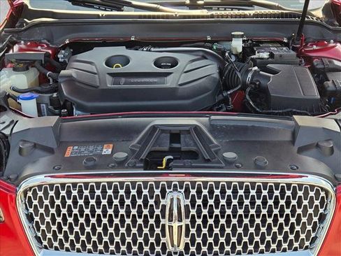 Used 2020 Lincoln MKZ w/ Convenience Package image 24