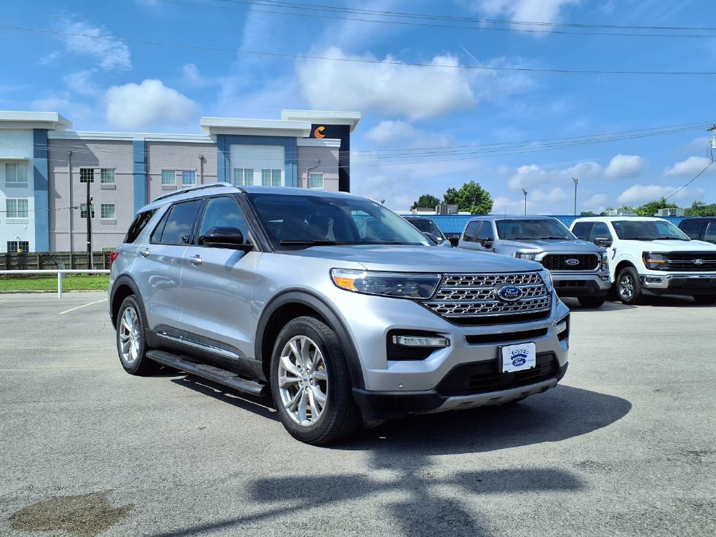 Used 2022 Ford Explorer Limited AWD/4WD image 1