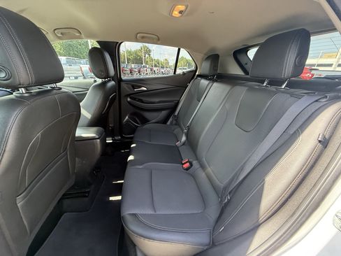 Used 2023 Buick Encore GX Preferred FWD image 29