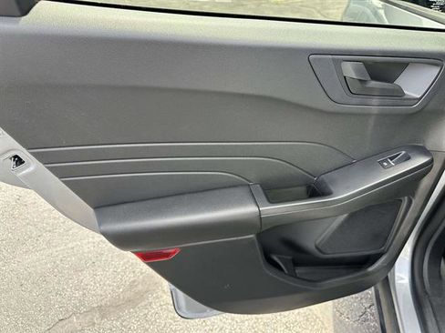 Used 2023 Ford Escape Active w/ Tech Pack #1 AWD/4WD image 11