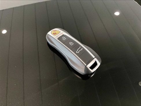 New 2026 Porsche Cayenne GTS AWD/4WD image 21
