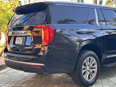 Used 2021 GMC Yukon XL SLT AWD/4WD image 6