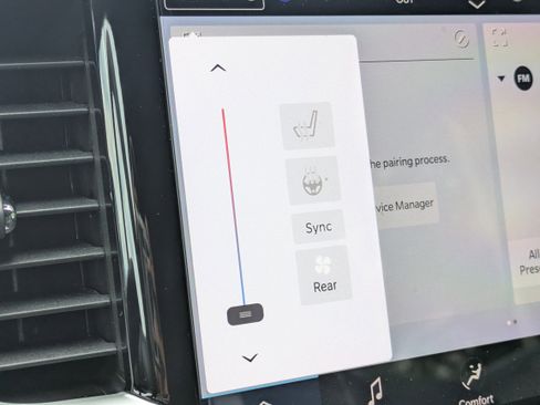 New 2026 Chrysler Pacifica Select FWD image 21
