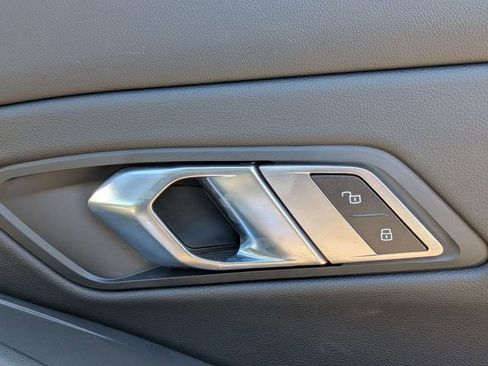 Used 2023 BMW 330i Sedan w/ Driving Assistance Package image 41