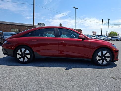 Used 2024 Hyundai Ioniq 6 SE AWD/4WD image 7