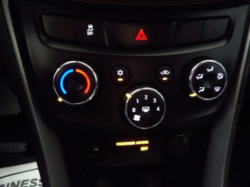 Used 2018 Chevrolet Trax LS FWD image 14