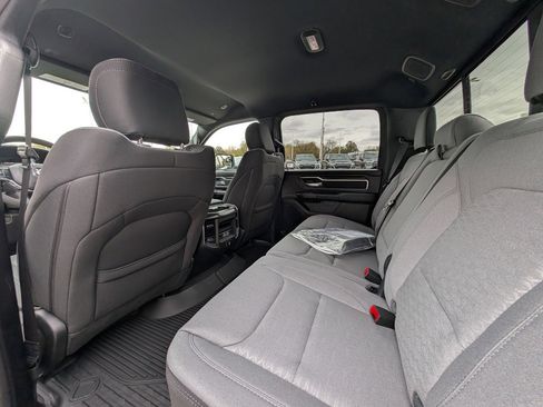 New 2026 RAM 1500 4x4 Crew Cab image 18