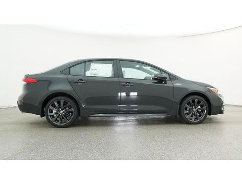 New 2026 Toyota Corolla SE image 27