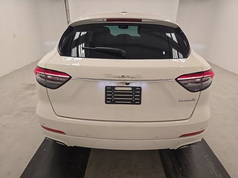Used 2023 Maserati Levante GT AWD/4WD image 5