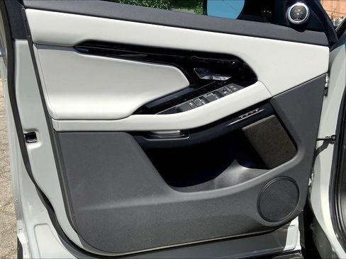 New 2026 Land Rover Range Rover Evoque S image 11