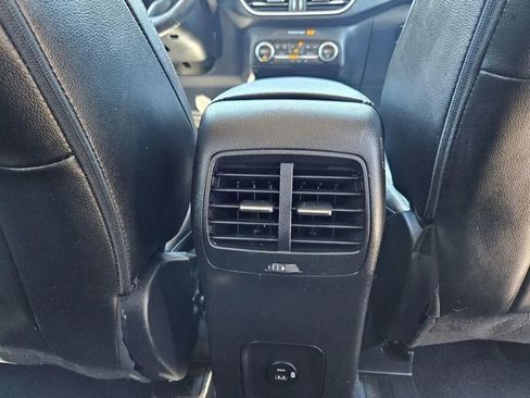 Used 2021 Ford Escape SEL image 34