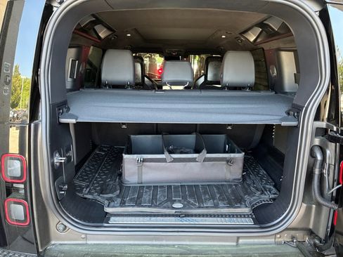New 2026 Land Rover Defender 110 OCTA AWD/4WD image 15