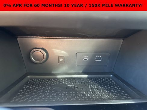 New 2025 Nissan Pathfinder SL w/ Black Appearance Package image 37