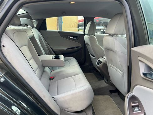 Used 2016 Chevrolet Malibu LT FWD image 14