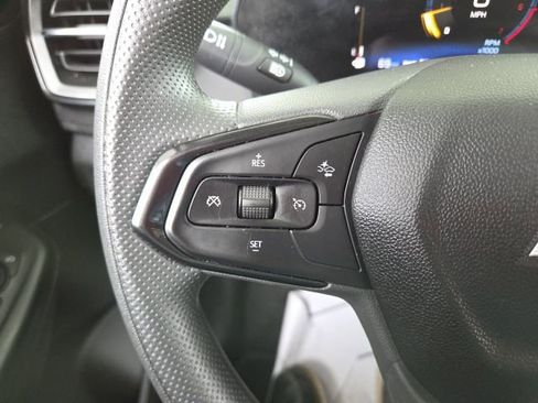 Used 2025 Chevrolet TrailBlazer LT AWD/4WD image 13