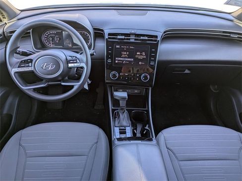 Used 2024 Hyundai Santa Cruz SE image 15