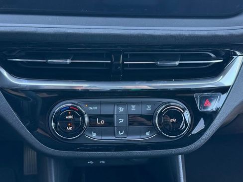 New 2026 Buick Envista Sport Touring w/ Convenience I Package FWD image 9