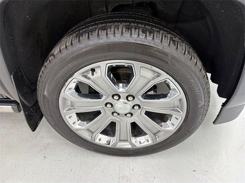 Used 2017 GMC Sierra 1500 Denali w/ Denali Ultimate Package image 14