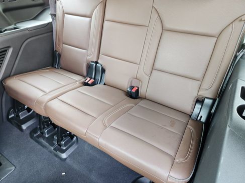 Used 2021 Chevrolet Tahoe High Country AWD/4WD image 31