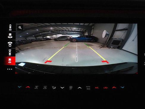 Used 2025 Dodge Charger Daytona Scat Pack w/ Track Pack image 39