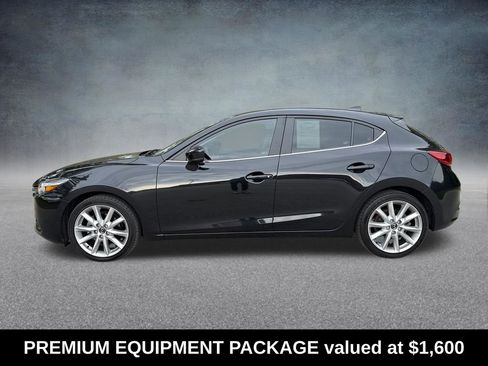 Used 2017 MAZDA MAZDA3 Grand Touring w/ Premium Equipment Package FWD image 2
